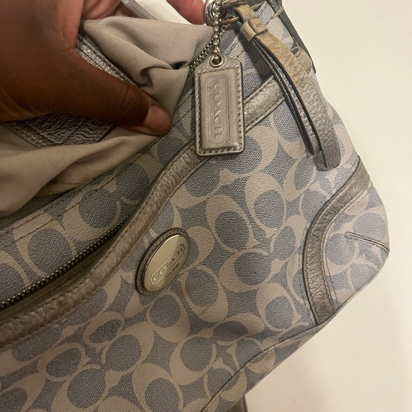 y2k couch bag. - Picture 3 of 6